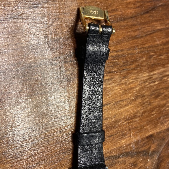 Movado Ladies Quartz Model Watch- 81.C1.827 - Picture 4 of 8